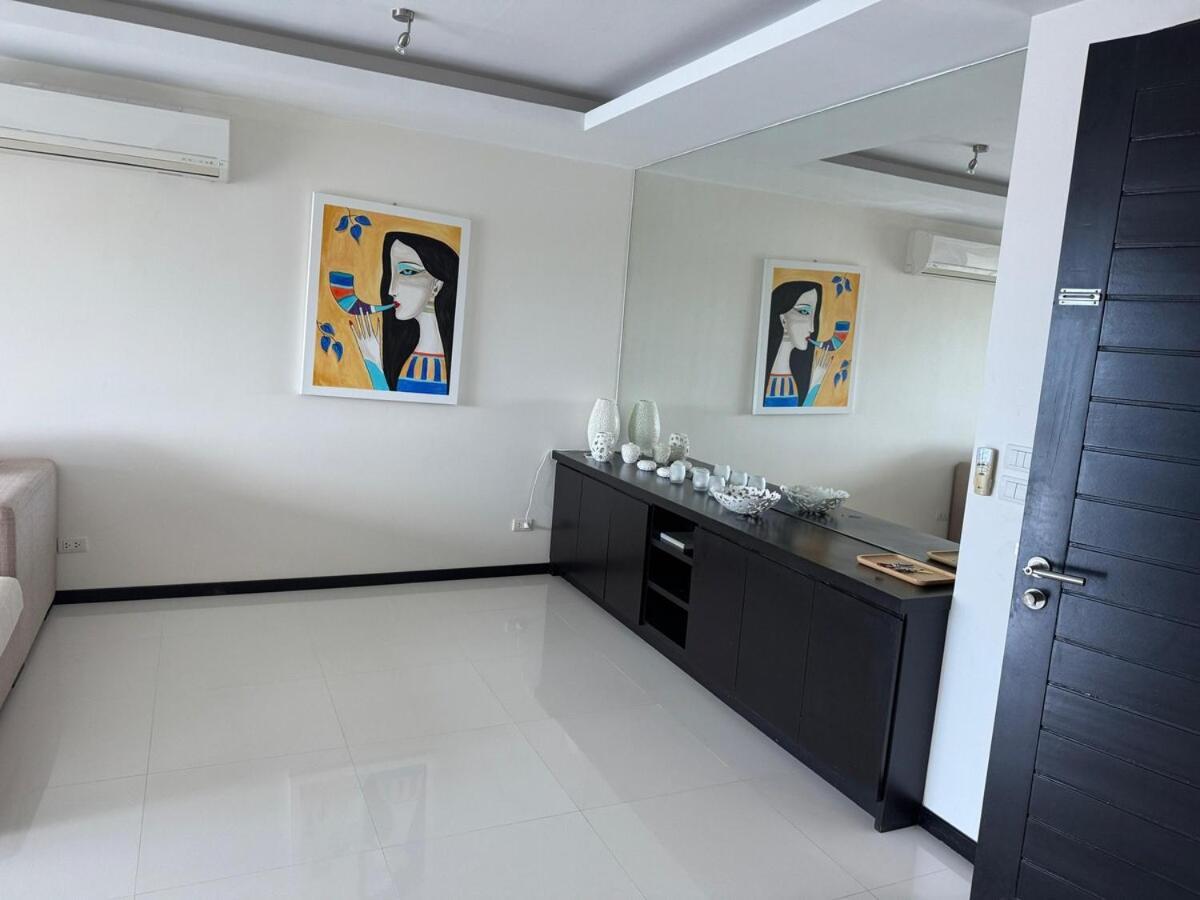 Modern 2-Bedroom Condo In Kamala Near The Beach Exteriör bild