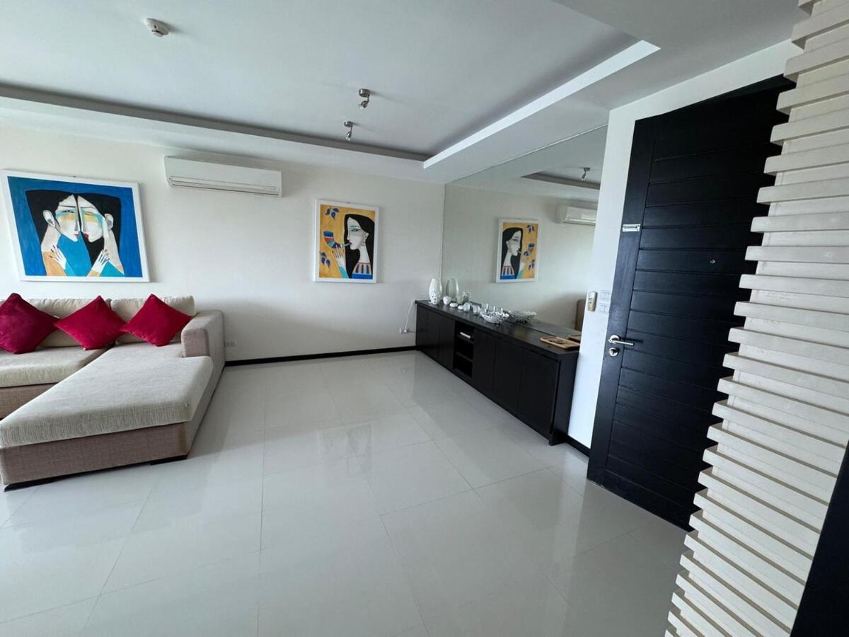 Modern 2-Bedroom Condo In Kamala Near The Beach Exteriör bild