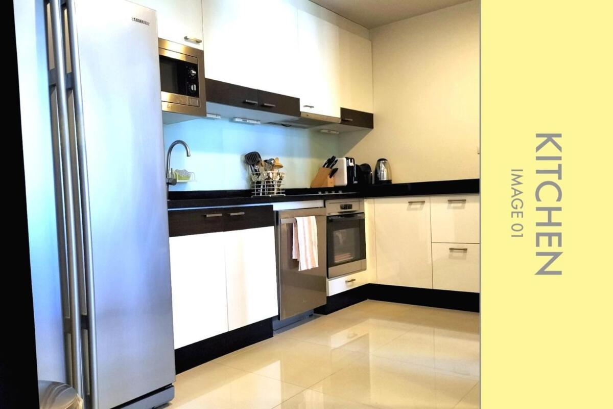 Modern 2-Bedroom Condo In Kamala Near The Beach Exteriör bild