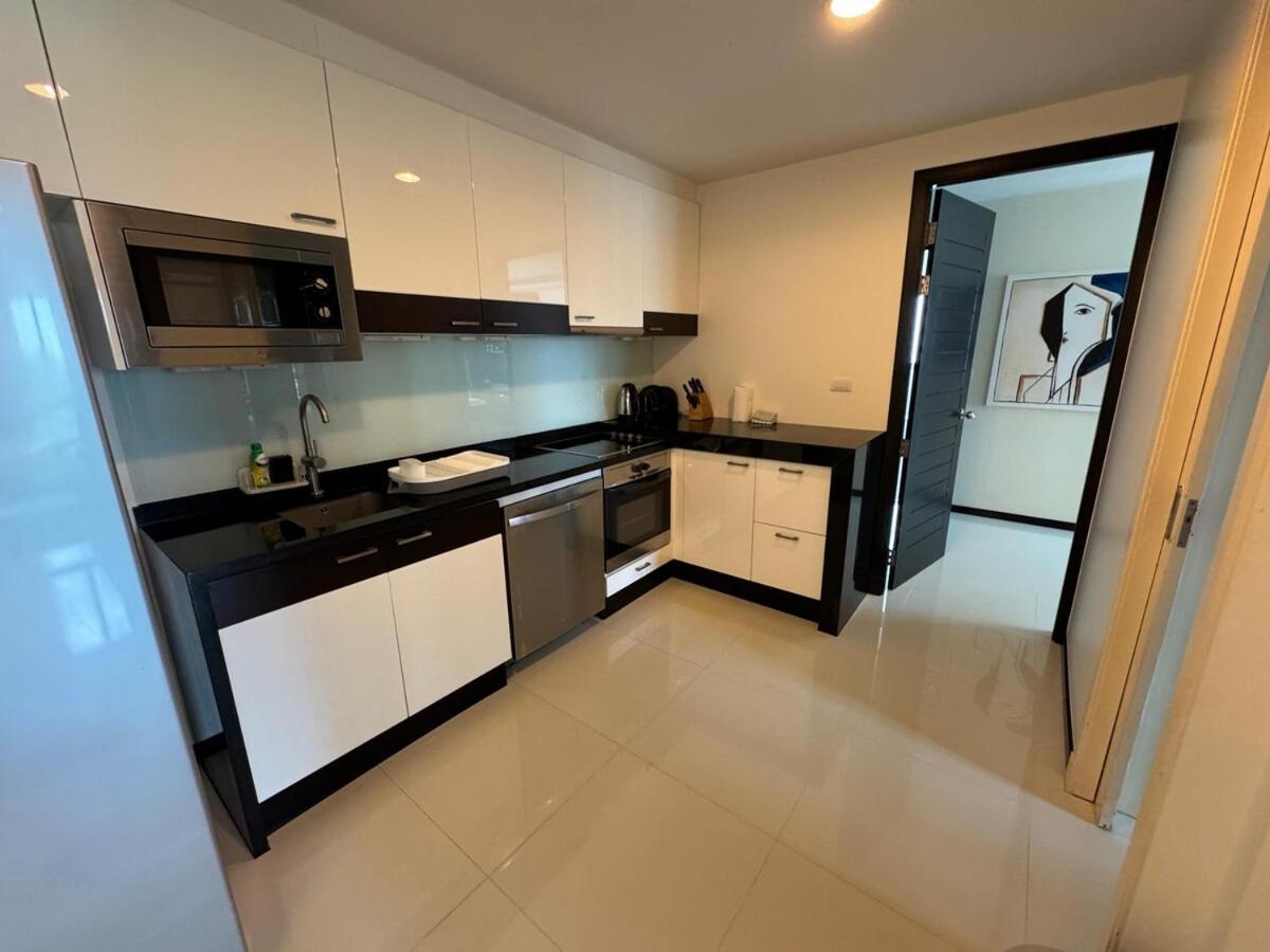 Modern 2-Bedroom Condo In Kamala Near The Beach Exteriör bild