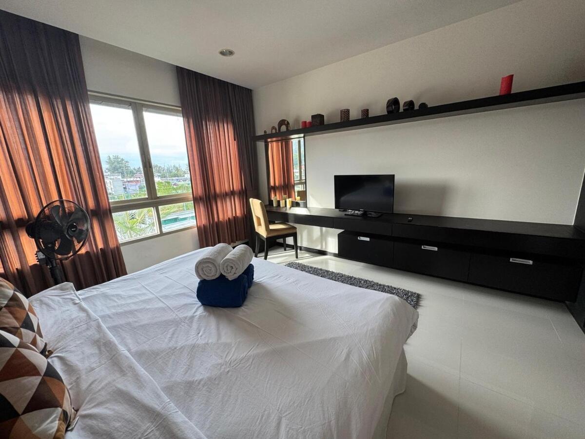 Modern 2-Bedroom Condo In Kamala Near The Beach Exteriör bild