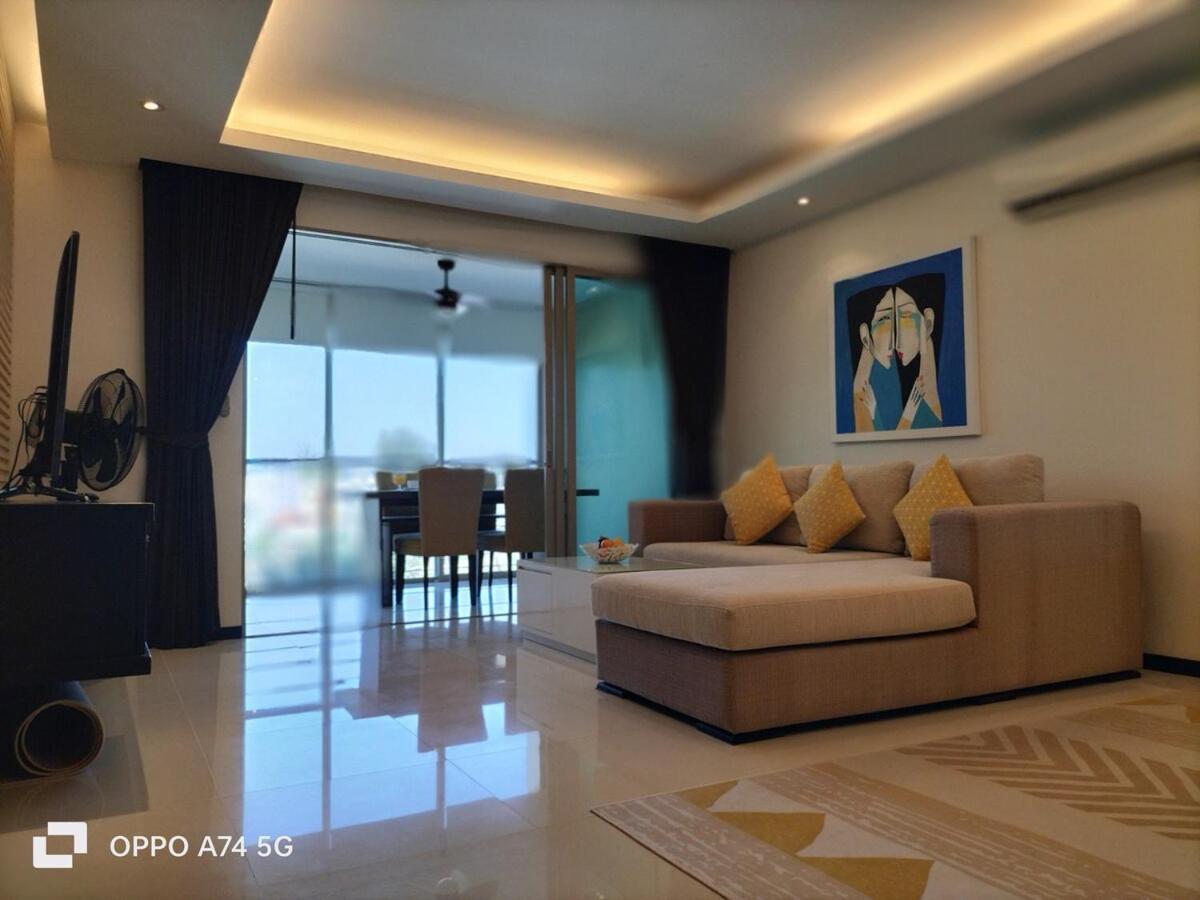 Modern 2-Bedroom Condo In Kamala Near The Beach Exteriör bild
